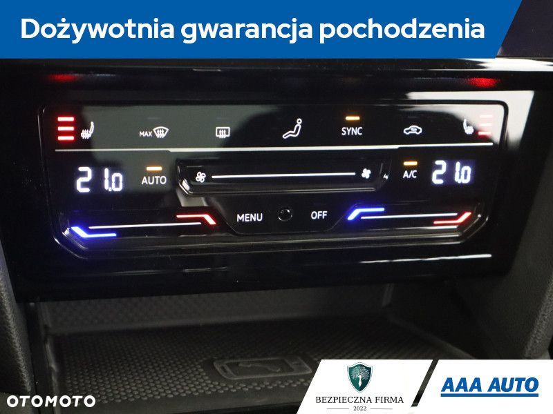 Volkswagen Passat - 21