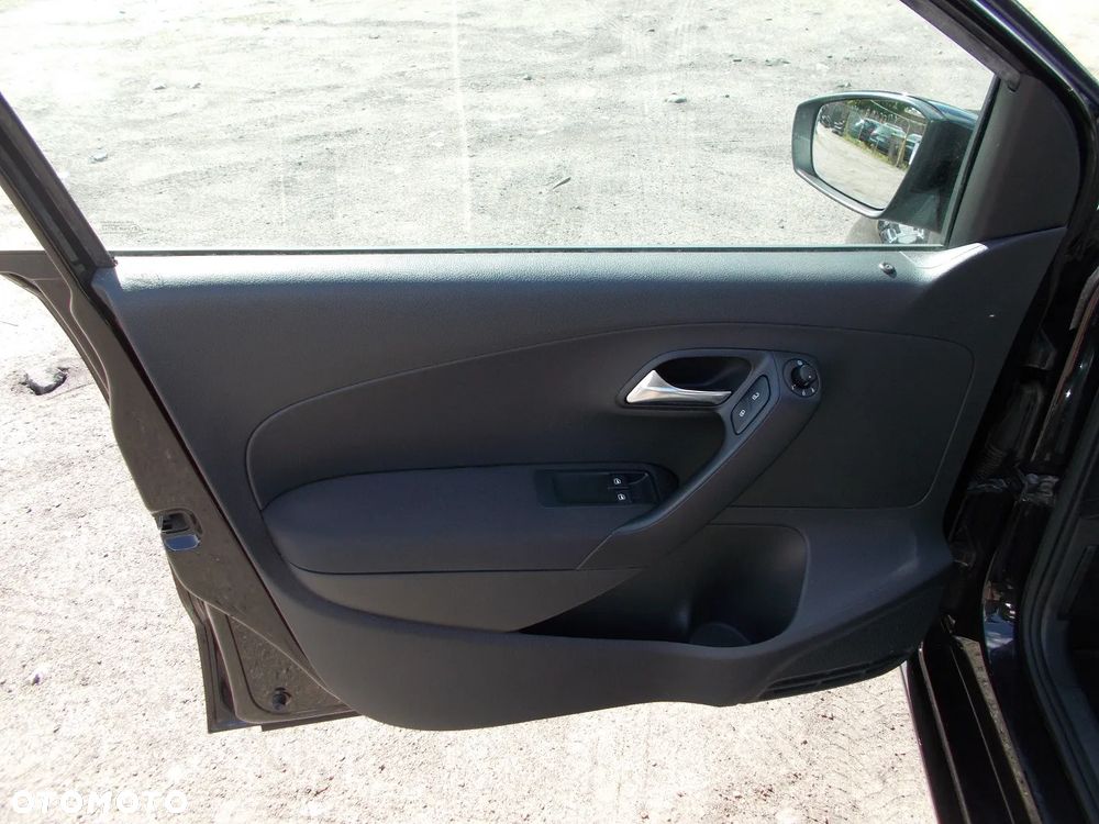 Volkswagen Polo 1.2 Style - 21