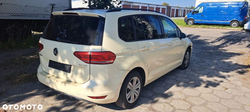 Volkswagen Touran - 2