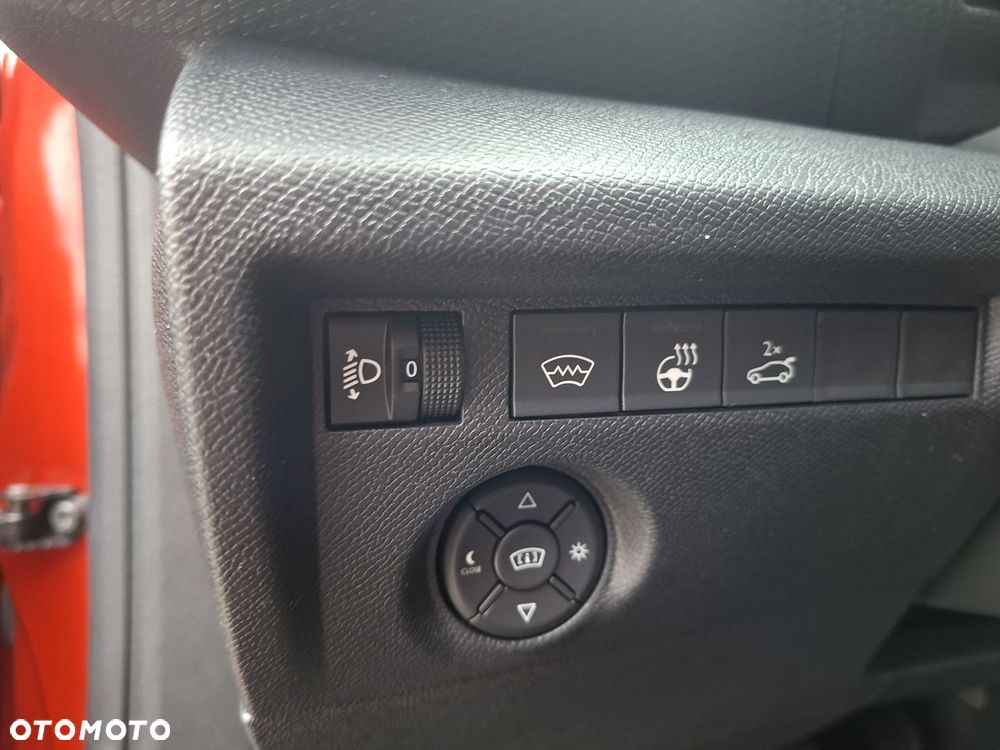 Citroën C4X 1.2 PureTech Max S&S EAT8 - 21