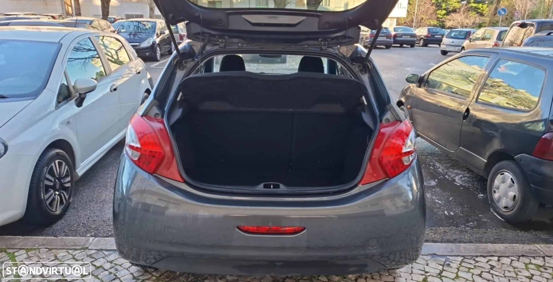 Peugeot 208 1.4 HDi Active - 7