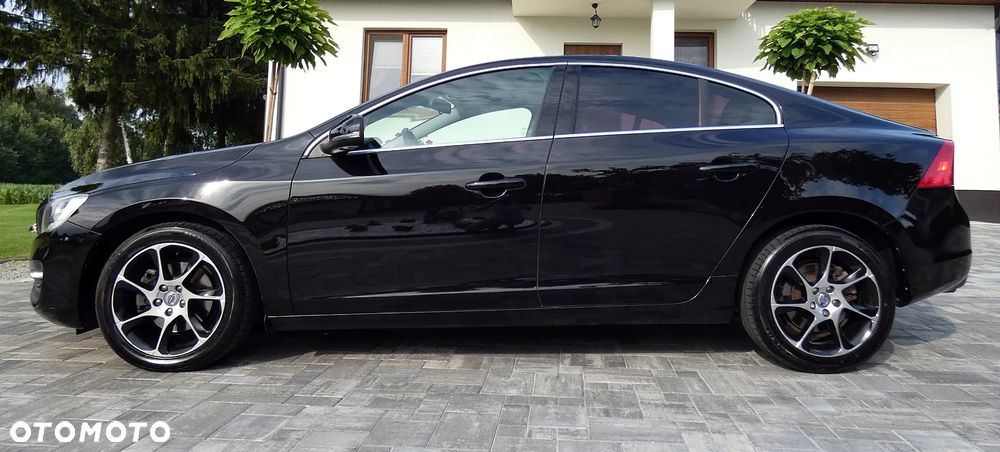 Volvo S60 D4 R-Design Summum - 15