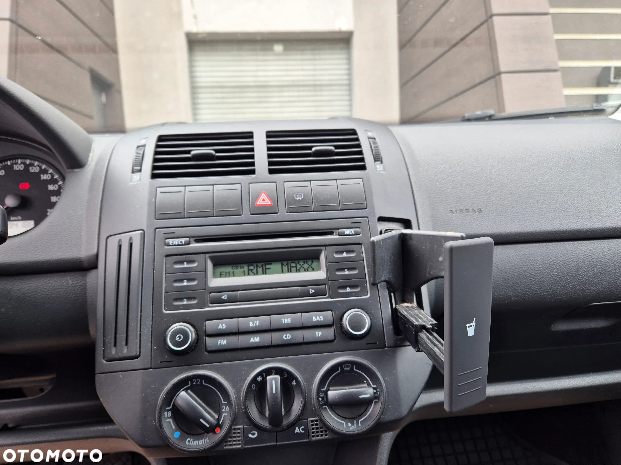 Volkswagen Polo - 28