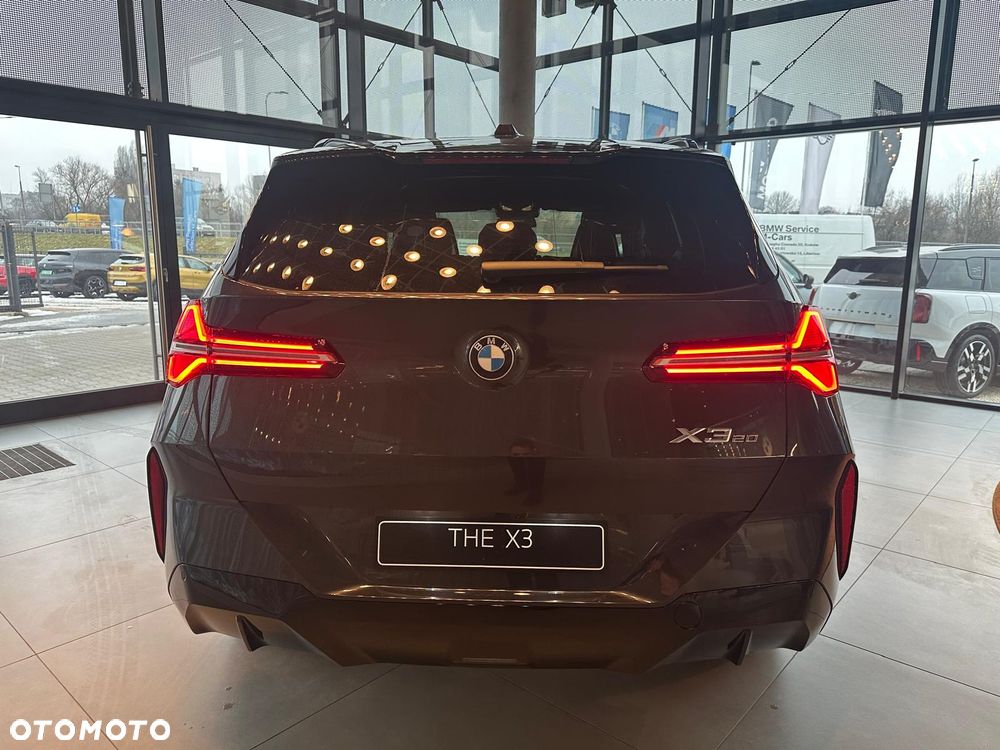 BMW X3 xDrive20i mHEV - 4