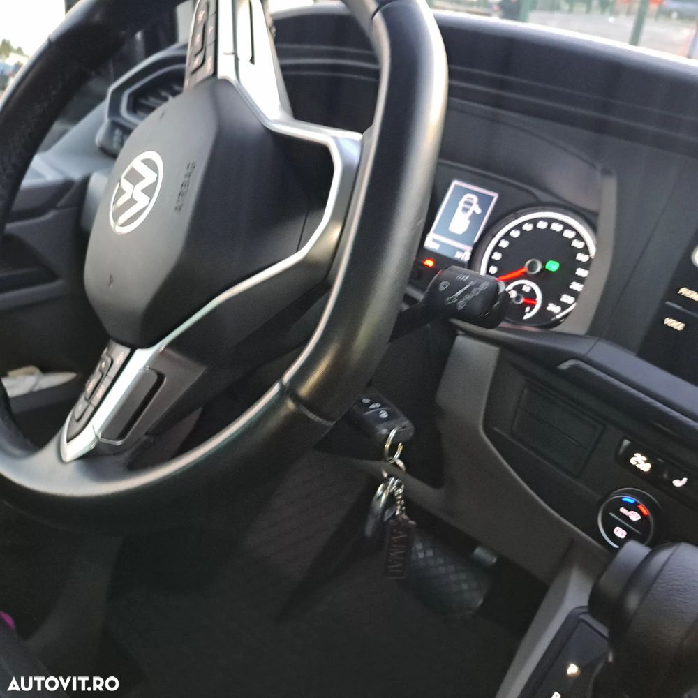Volkswagen Caravelle LR Comfortline DSG - 9