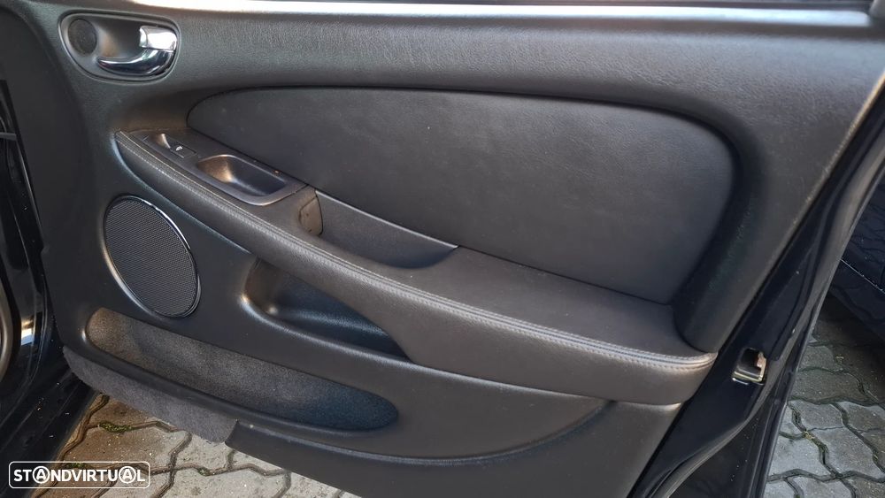 Jaguar X-Type 2.0 D Sport - 31