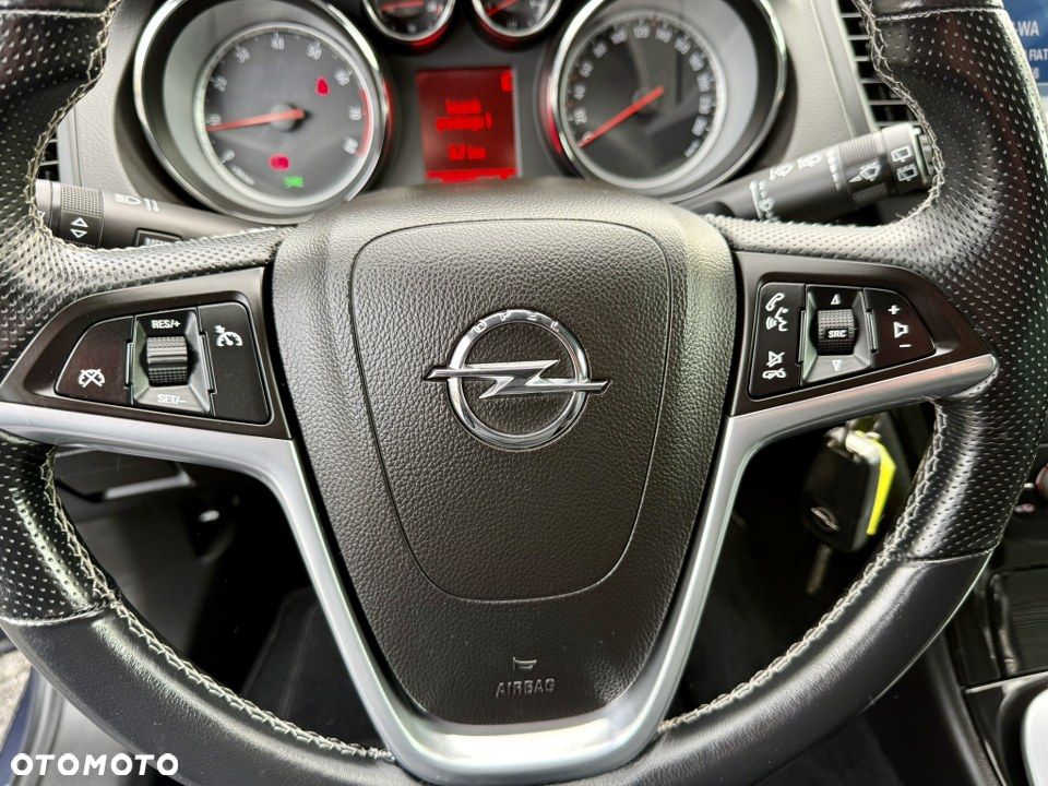 Opel Insignia 2.0 Turbo Cosmo - 22