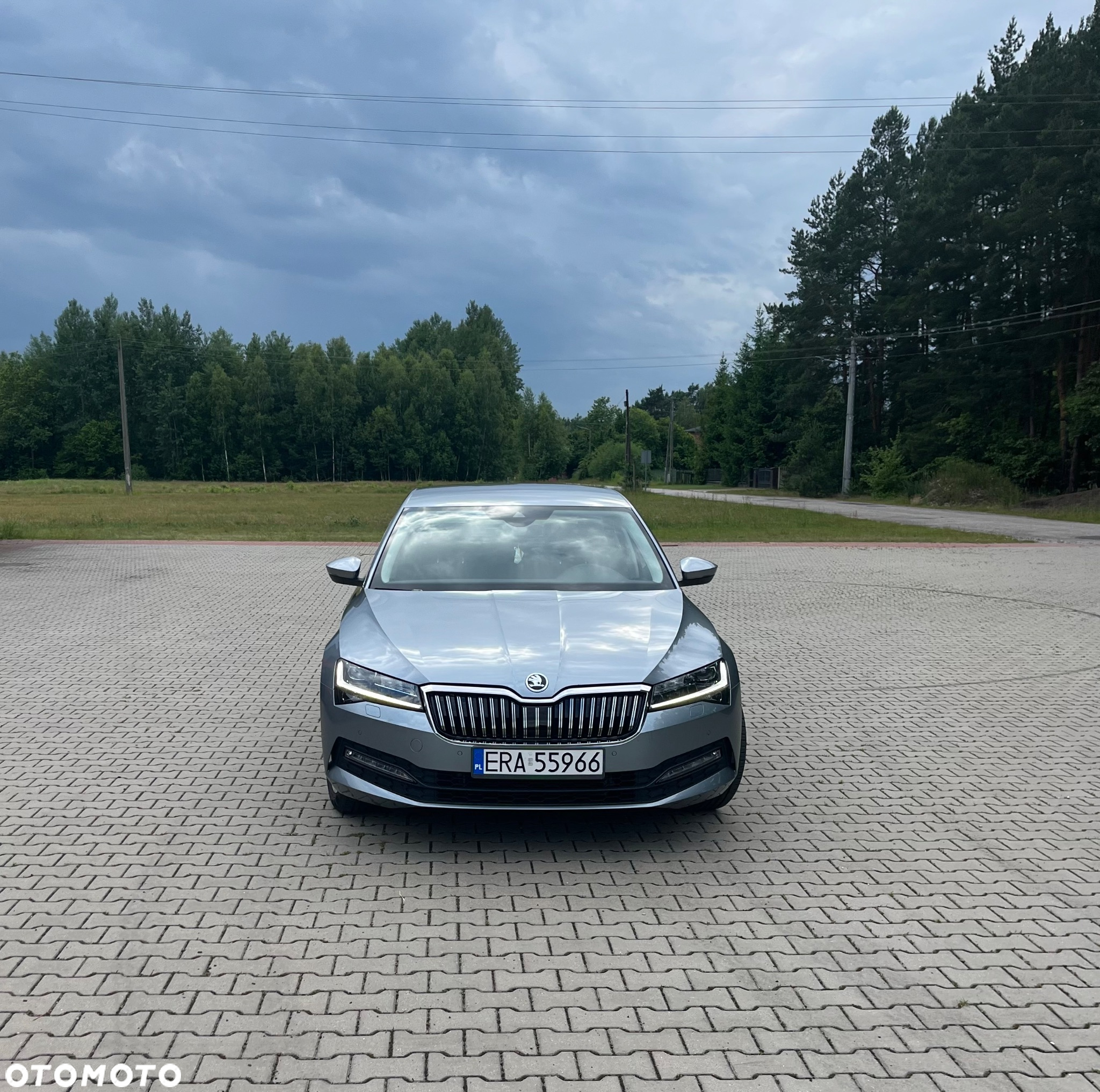 Skoda Superb 2.0 TSI Ambition DSG - 9