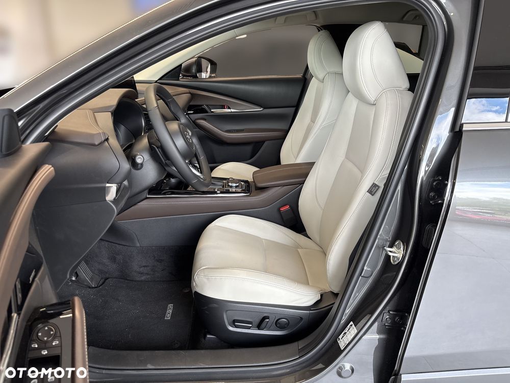 Mazda CX-30 2.0 mHEV Takumi 2WD - 13
