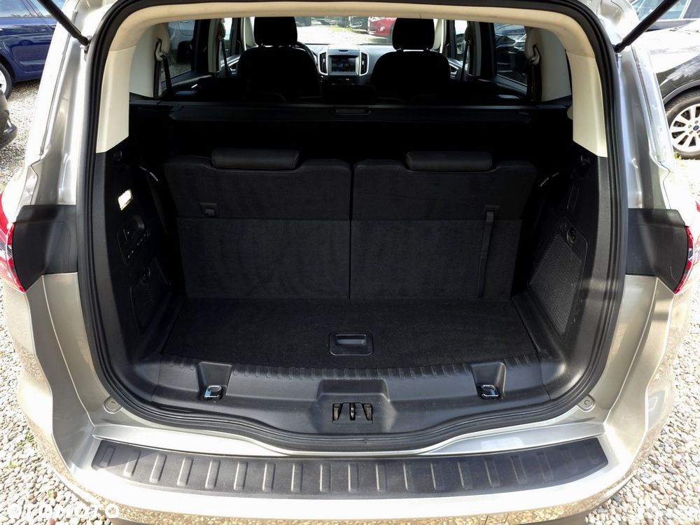Ford S-Max 2.0 TDCi Titanium - 37