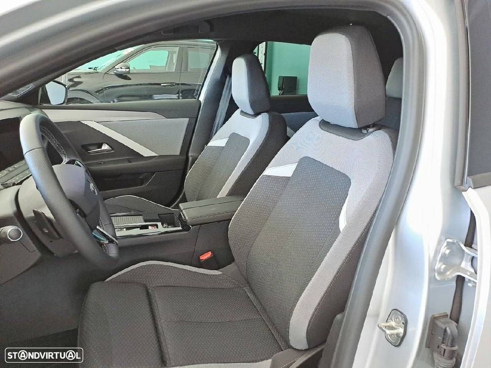 Opel Astra 1.2 T Hybrid Edition eDCT - 9