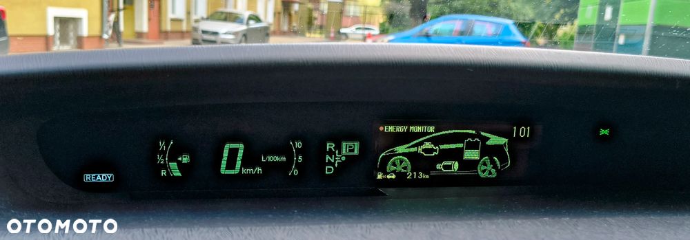 Toyota Prius 1.8 HSD Active - 13