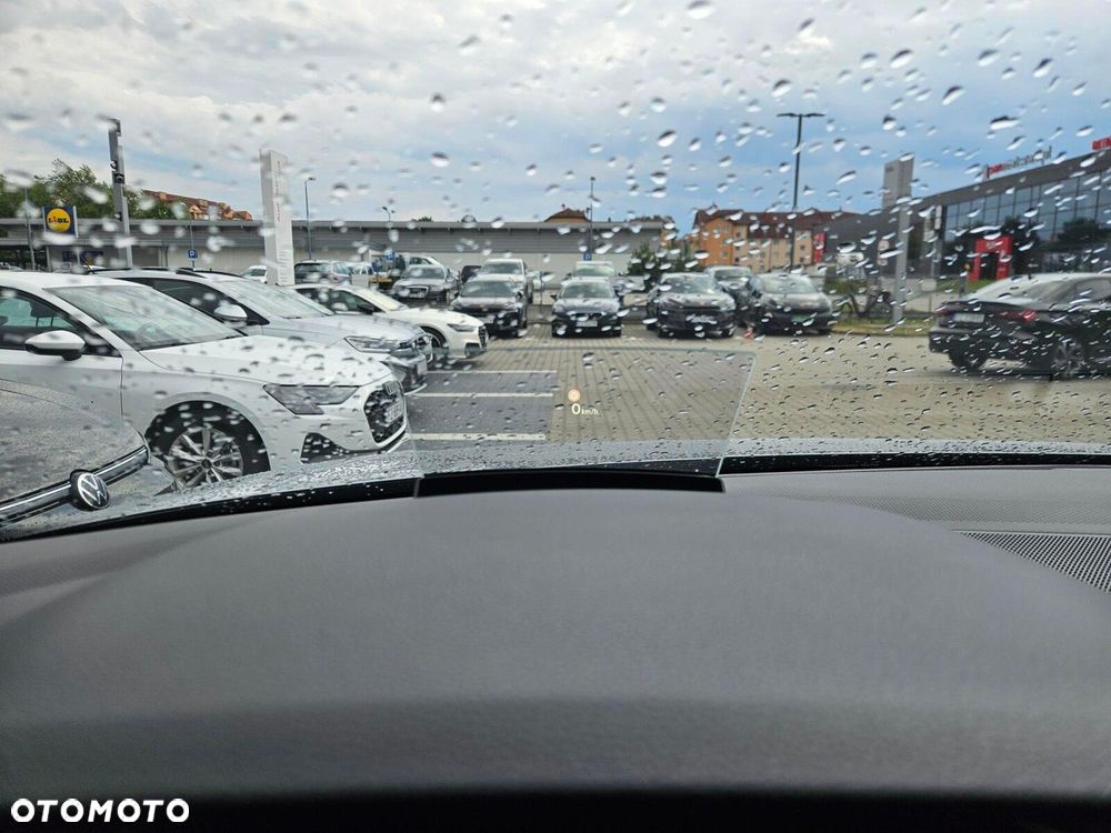Volkswagen Tiguan Allspace - 18