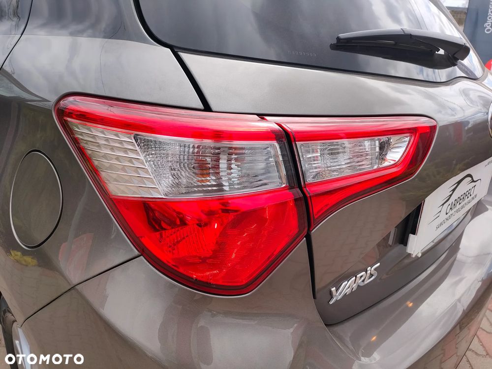 Toyota Yaris 1.0 Premium - 38