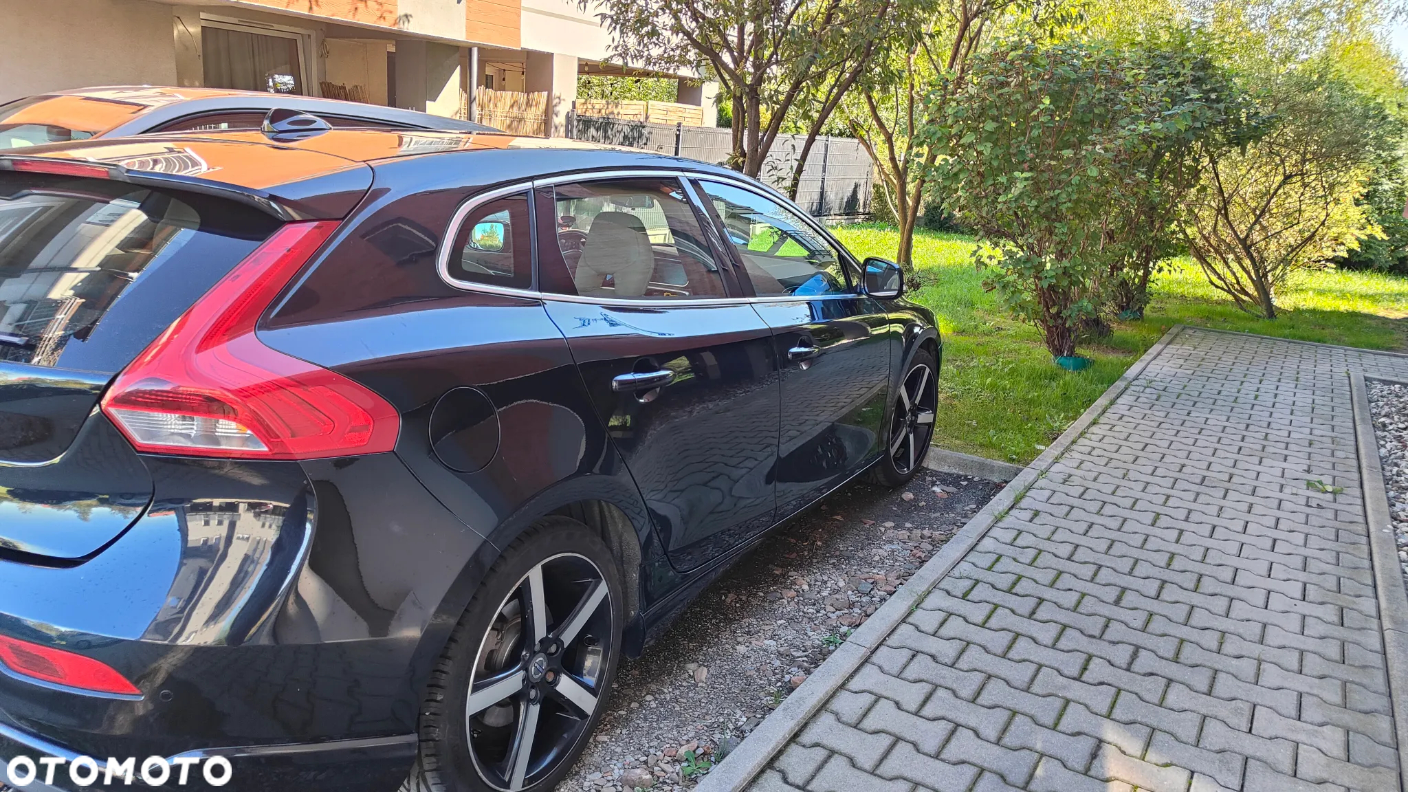 Volvo V40 D2 R-Design Summum - 19