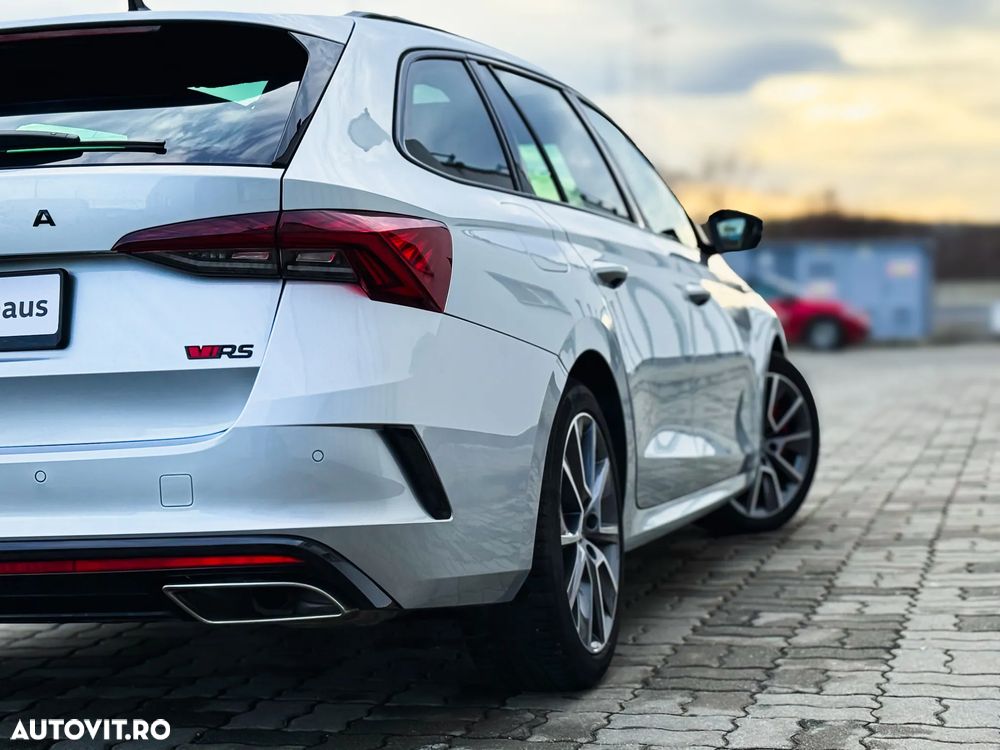 Skoda Octavia 2.0 245 TSI DSG RS - 22