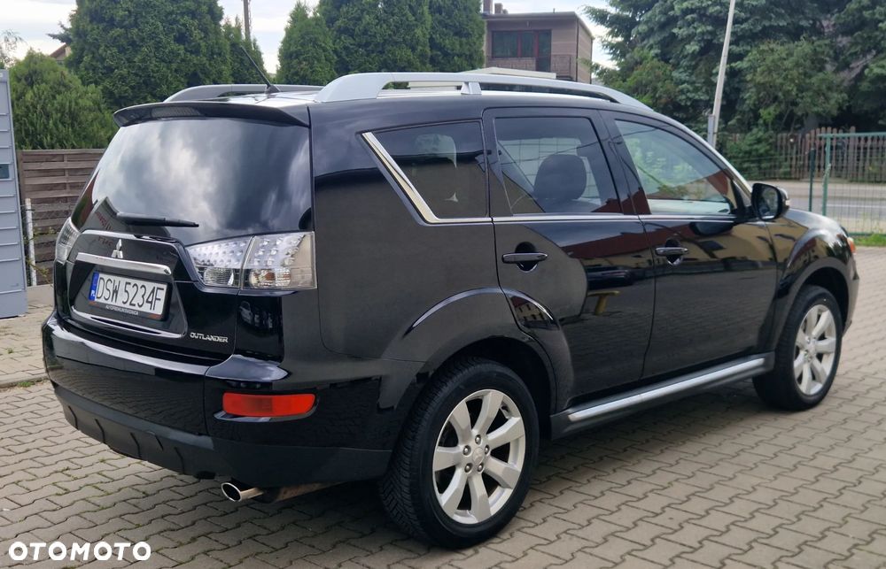 Mitsubishi Outlander 2.0 Intense + 2WD EU5 - 11