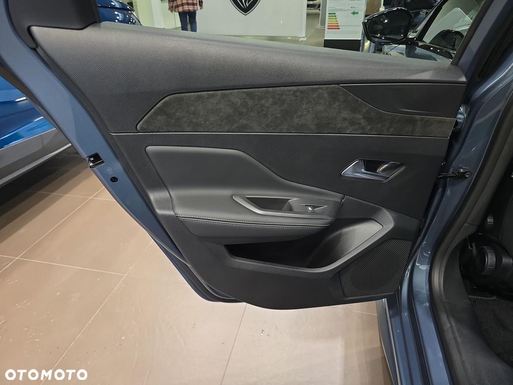 Peugeot 308 1.6 Hybrid PHEV GT Exclusive e-DCS7 - 8