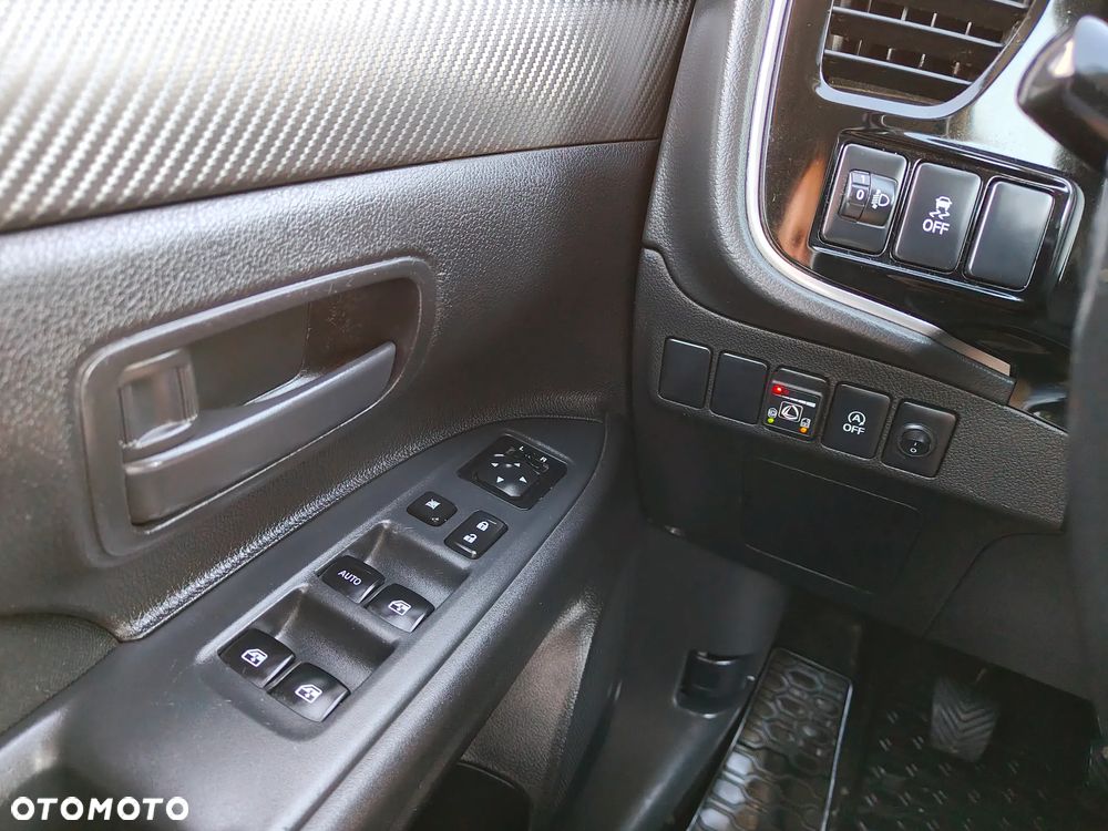 Mitsubishi Outlander 2.0 City Style 2WD - 15