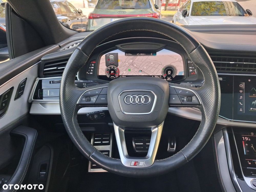 Audi Q8 - 17