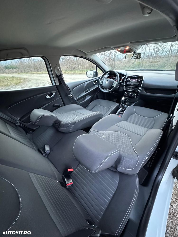 Renault Clio 1.2 16V 75 Limited - 9