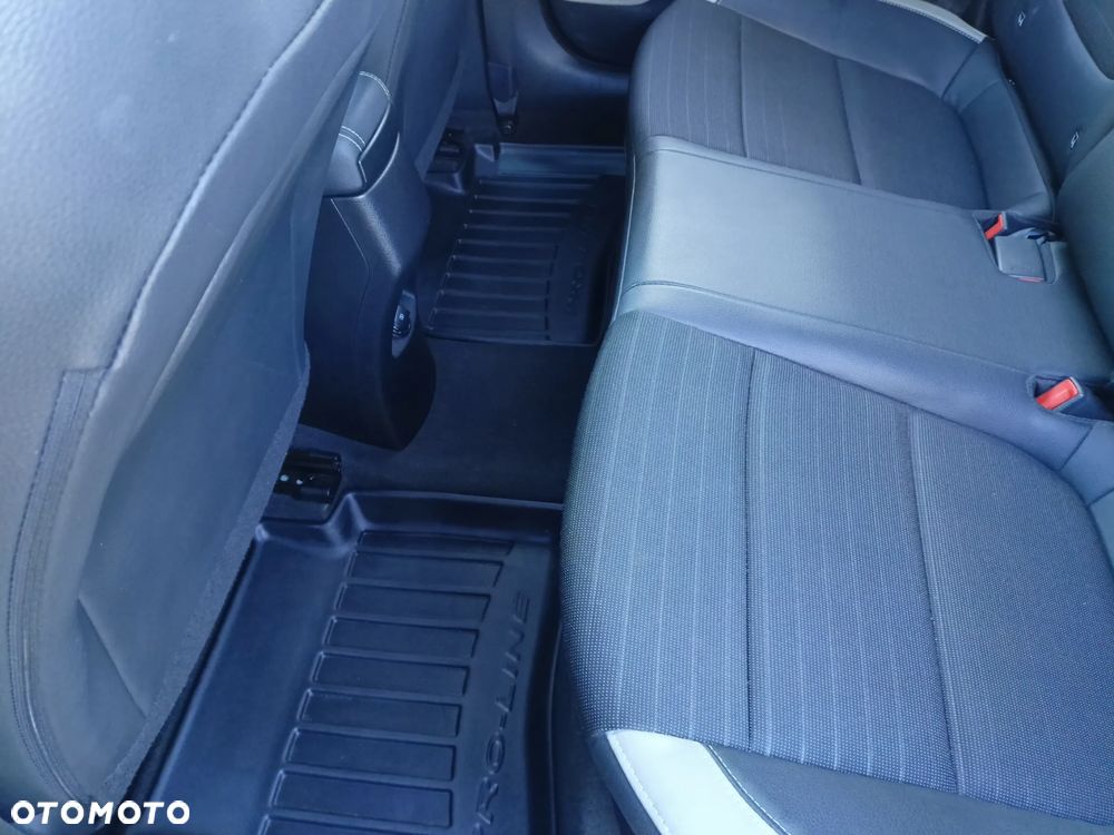 Kia Stonic 1.4 L - 23