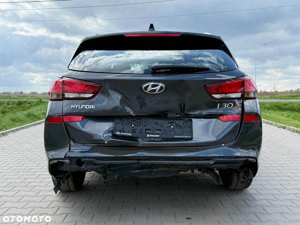 Hyundai i30 1.0 T-GDI Smart - 4