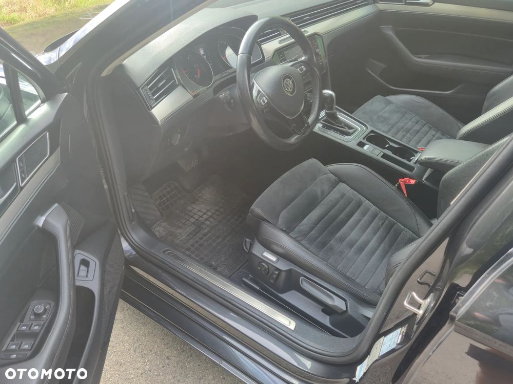 Volkswagen Passat - 21