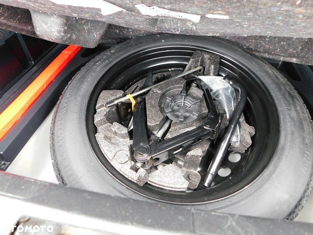 Volvo V60 D3 Drive-E Dynamic Edition (Momentum) - 22