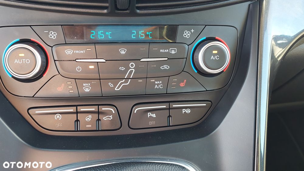 Ford C-MAX - 22