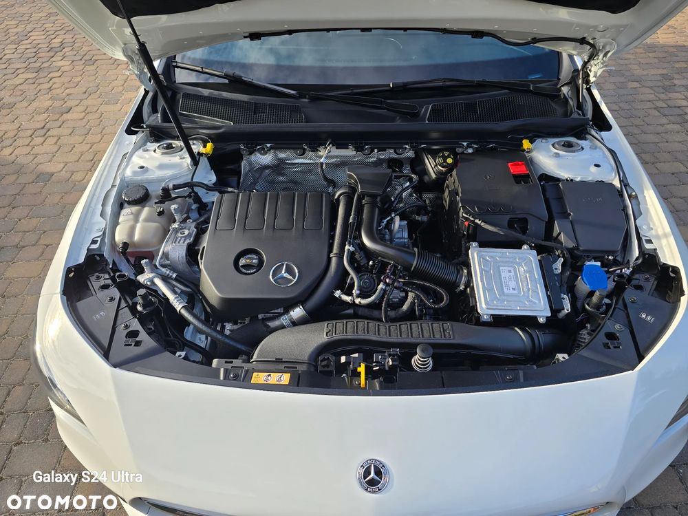 Mercedes-Benz CLA 200 7G-DCT AMG Line Advanced Plus - 20