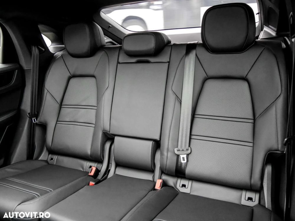 Porsche Cayenne E-Hybrid Tiptronic S Black Edition - 17