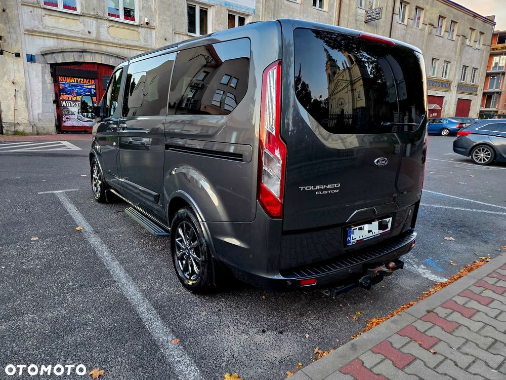 Ford Tourneo Custom 2.0 TDCi L1 Titanium SelectShift - 4