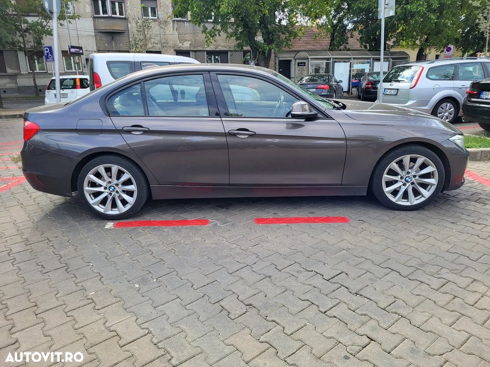 BMW Seria 3 320i Aut. Modern Line - 5