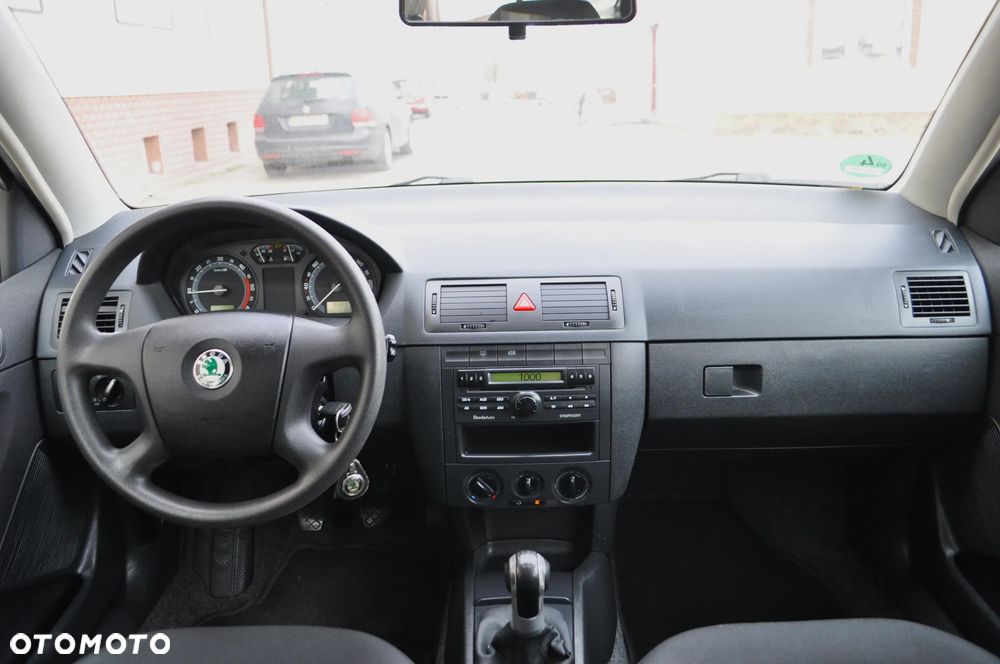 Skoda Fabia - 13