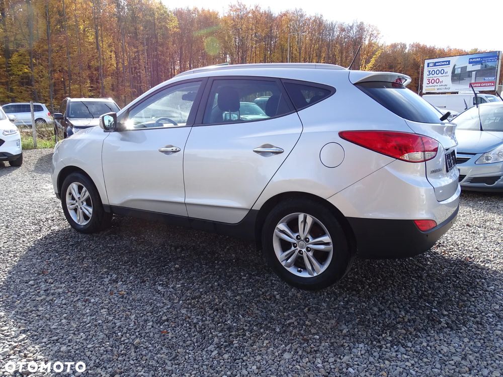 Hyundai ix35 2.0 4WD Automatik Premium - 8