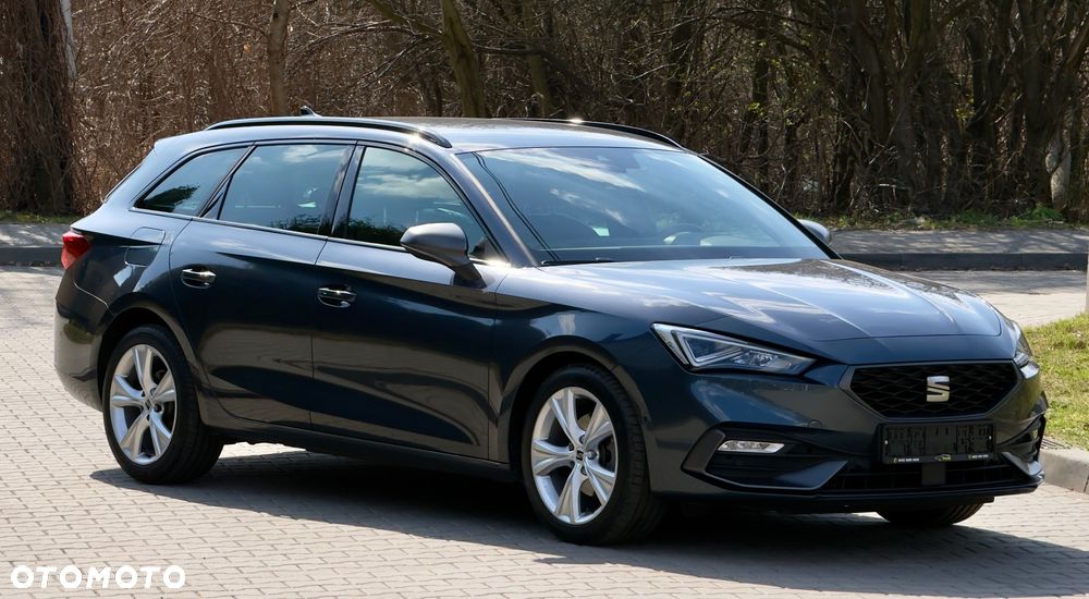 Seat Leon 1.5 eTSI OPF DSG FR Black Edition - 1