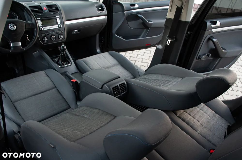 Volkswagen Golf 1.6 Tour Edition - 29