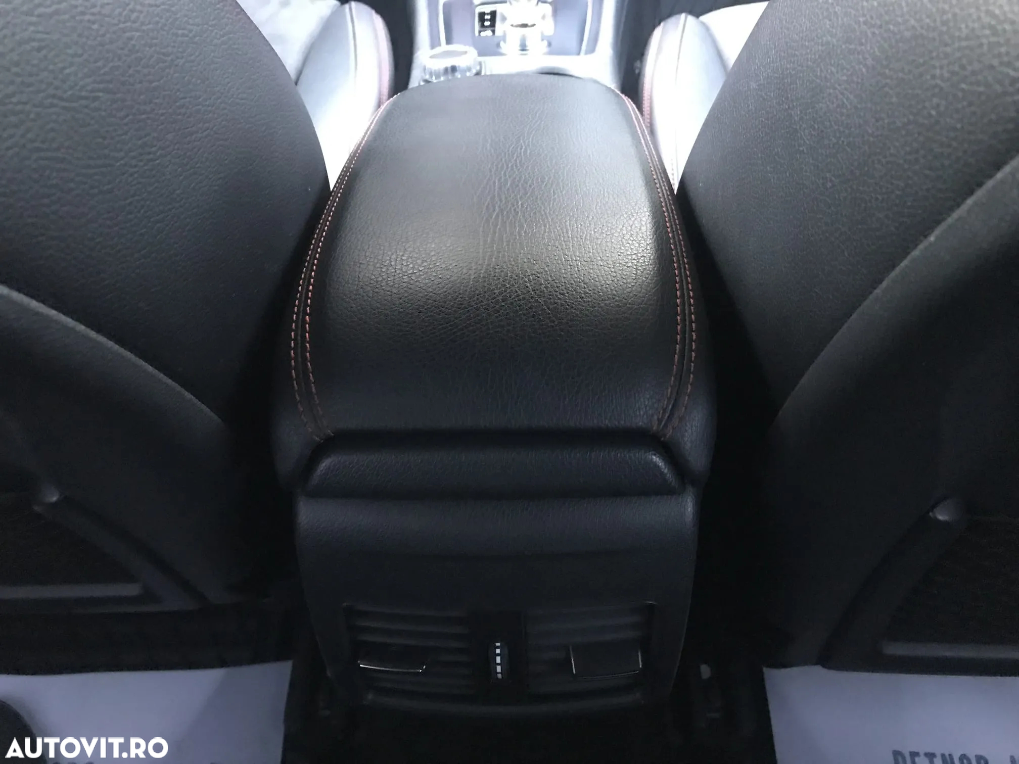 Mercedes-Benz CLA AMG 45 4Matic 7G-DCT - 37