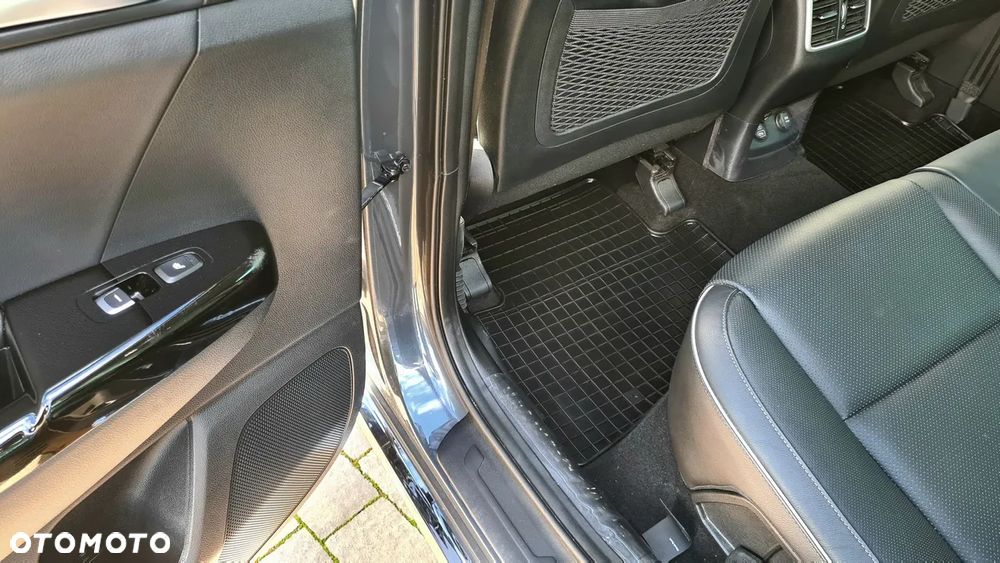 Kia Sportage 1.6 GDI L Business Line Plus 2WD - 13