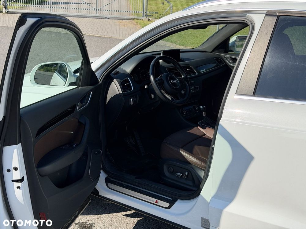 Audi Q3 2.0 TFSI Quattro S tronic sport - 11