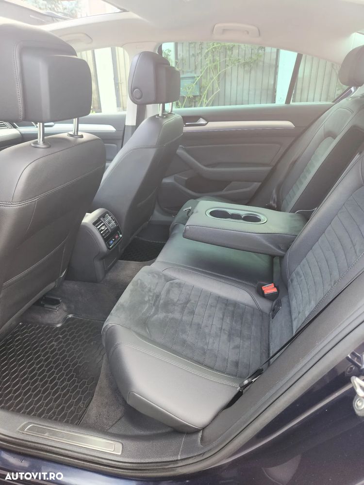 Volkswagen Passat - 16
