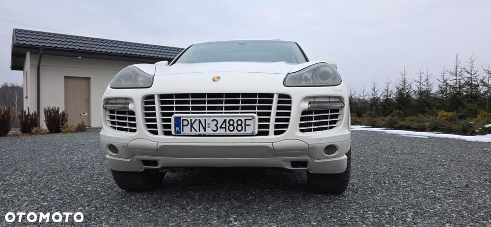 Porsche Cayenne - 5