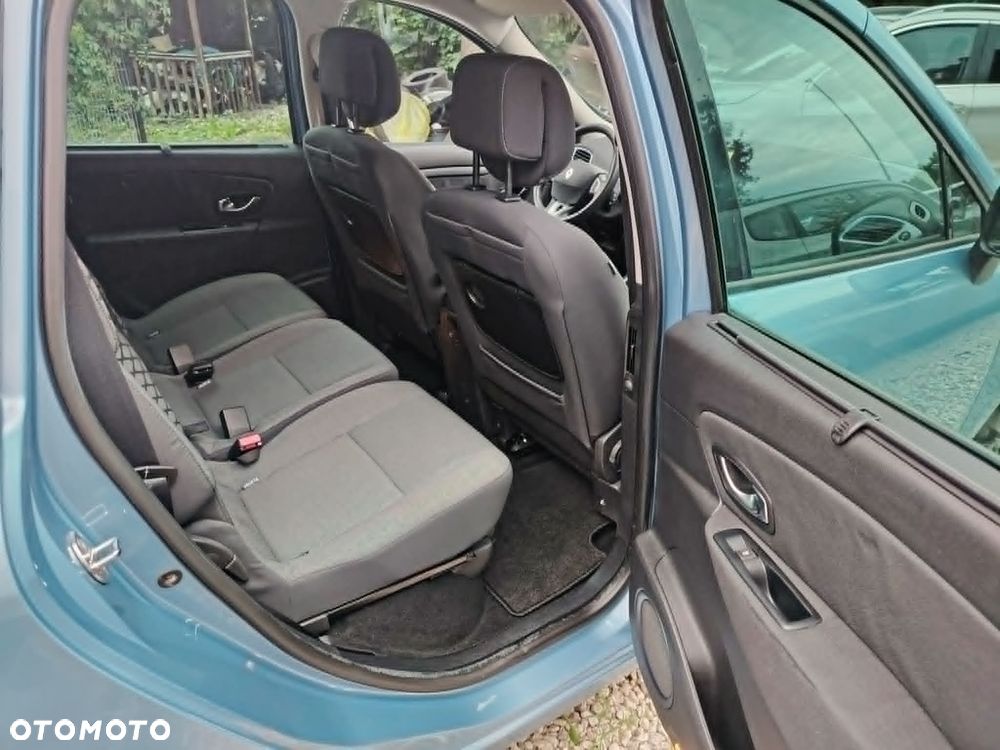 Renault Scenic 1.6 16V 110 Dynamique - 8
