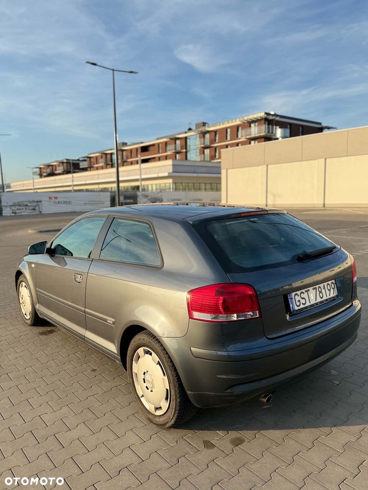 Audi A3 3-drzwiowe 1.6 Ambition - 3