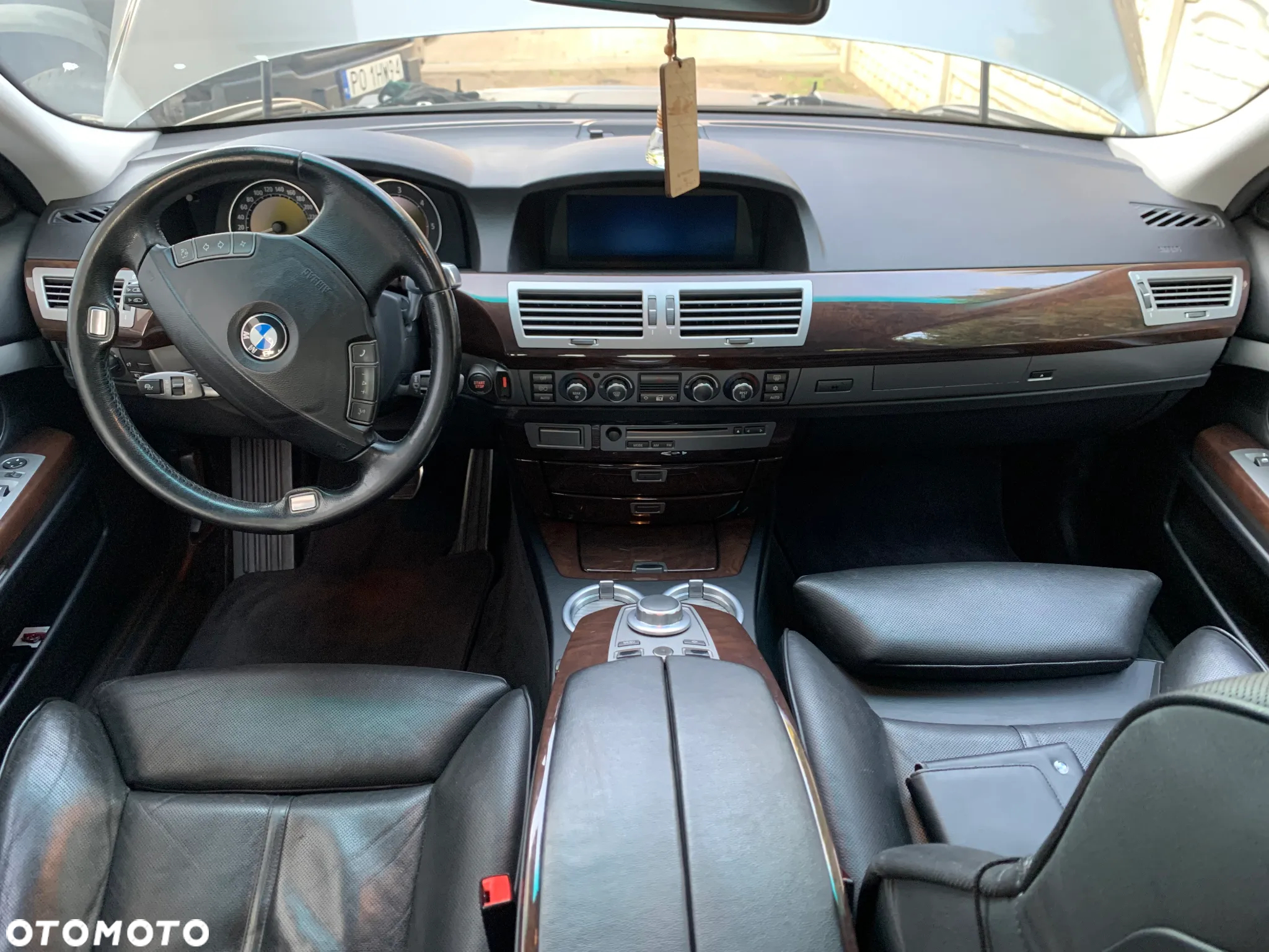 BMW Seria 7 745d - 5