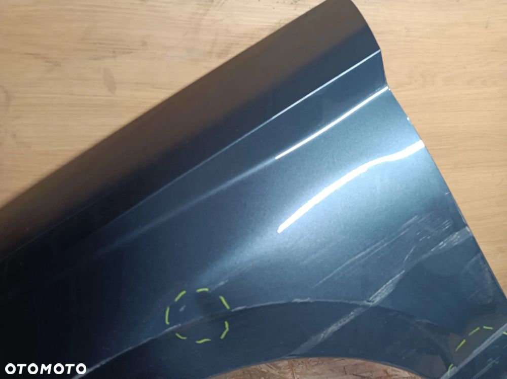 Błotnik przedni lewy Seat Ibiza V 17- 6F0821105A - 3