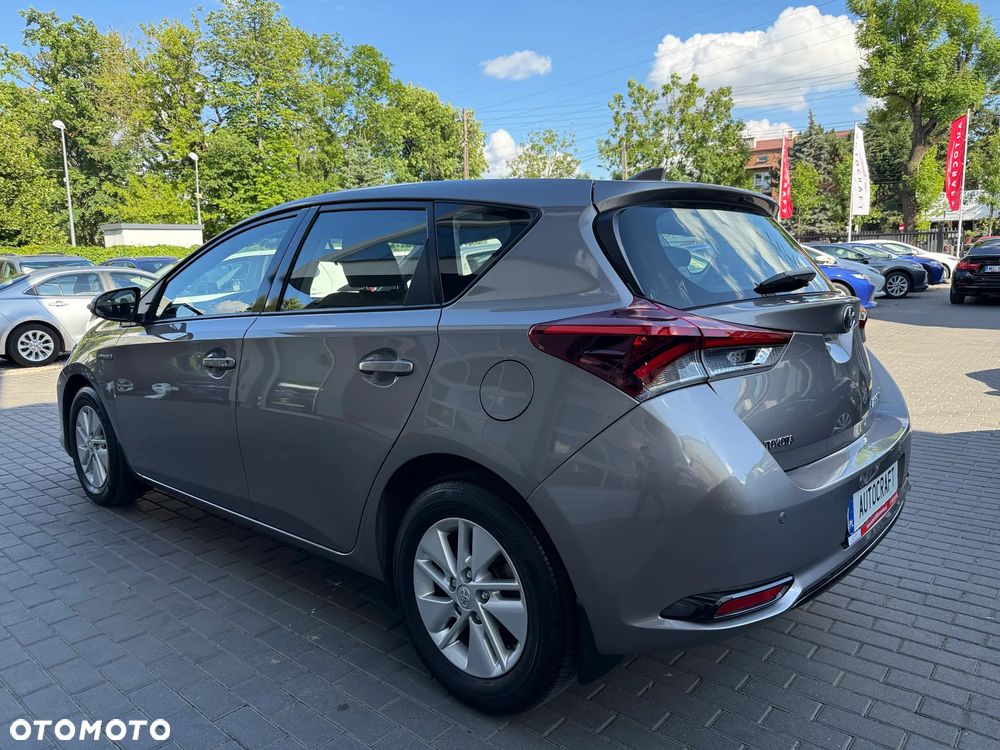 Toyota Auris - 24