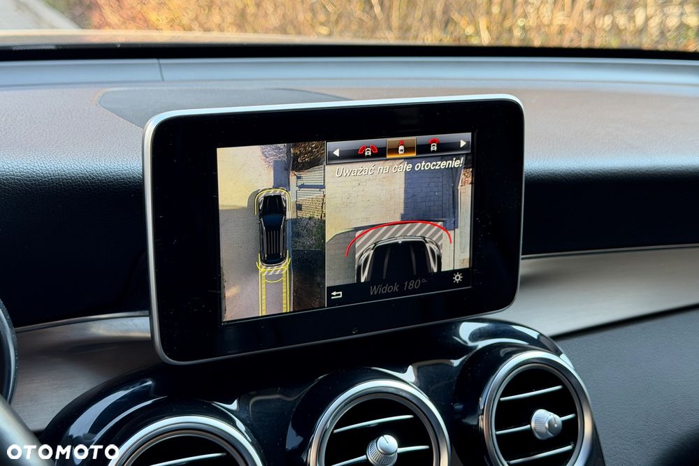 Mercedes-Benz GLC - 17