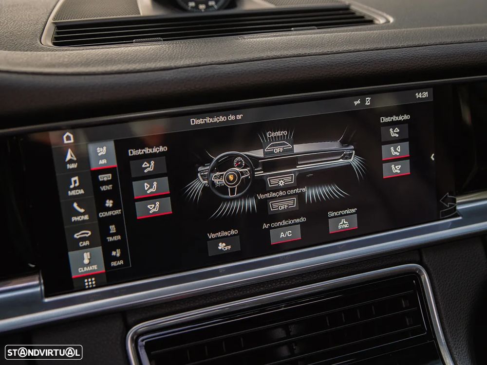 Porsche Panamera 4 E-Hybrid - 22